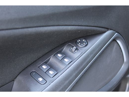Opel Crossland 1.2 Turbo Elegance / Navigatie / Camera / Dodehoek Detectie / Parkeersensoren / Carplay / ECC / 1... ActivLease financial lease