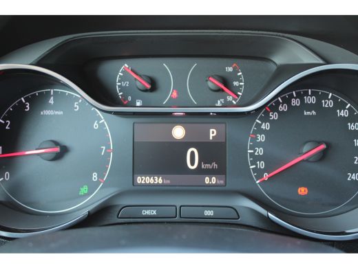 Opel Crossland 1.2 Turbo Elegance / Navigatie / Camera / Dodehoek Detectie / Parkeersensoren / Carplay / ECC / 1... ActivLease financial lease