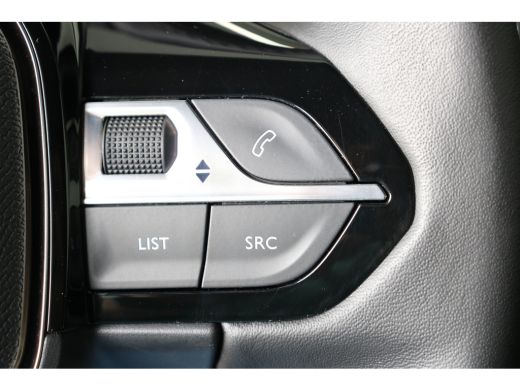 Peugeot 2008 1.2 PureTech Active Pack 100 | Navi | Cruise | Clima | Parkeersensoren | Parelmoer | 16" Lichtmet... ActivLease financial lease