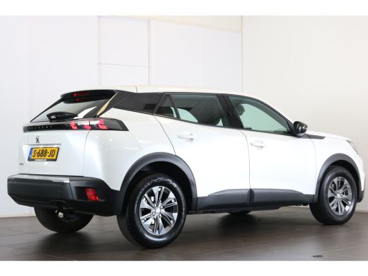 Peugeot 2008 1.2 PureTech Active Pack 100 | Navi | Cruise | Clima | Parkeersensoren | Parelmoer | 16" Lichtmet... ActivLease financial lease