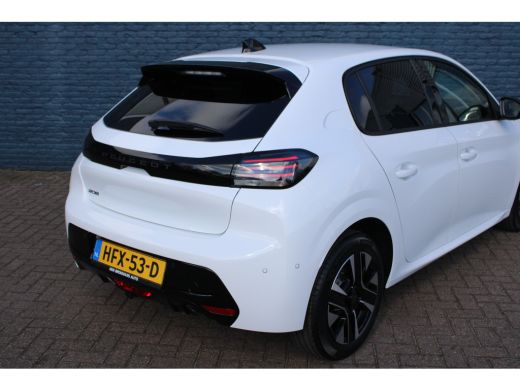 Peugeot 208 1.2 PureTech 100 Allure | Navigatie | Camera | Apple carplay | Trekhaak | Nieuw | ActivLease financial lease