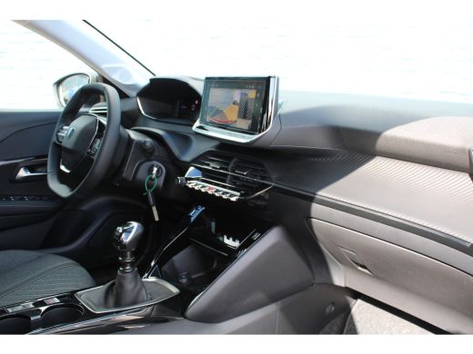 Peugeot 208 1.2 PureTech 100 Allure | Navigatie | Camera | Apple carplay | Trekhaak | Nieuw | ActivLease financial lease