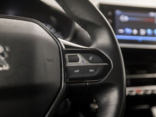 Peugeot 208 1.2 PureTech Sport (APPLE CARPLAY, GROOT NAVI, 360 CAMERA, LM VELGEN, SPORTSTOELEN, PARKEERSENSOR... ActivLease financial lease