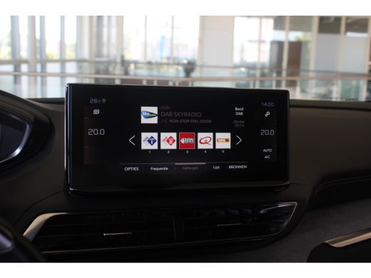 Peugeot 3008 1.2 Turbo 130-PK EAT8 AUTOMAAT GT CAMERA | ADAPTIVE CRUISE CONTROL | NAVI | STOELVERWARMING | DAB... ActivLease financial lease
