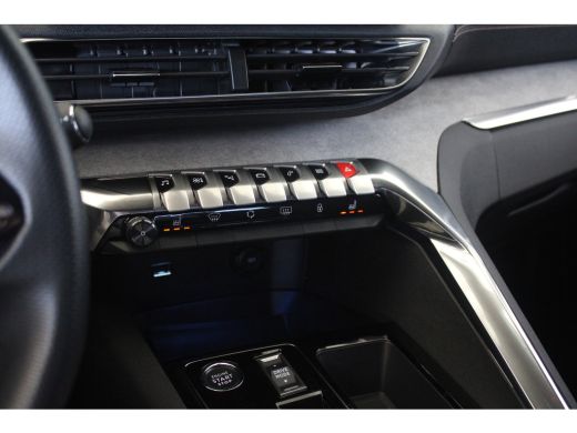 Peugeot 3008 1.2 Turbo 130-PK EAT8 AUTOMAAT GT CAMERA | ADAPTIVE CRUISE CONTROL | NAVI | STOELVERWARMING | DAB... ActivLease financial lease