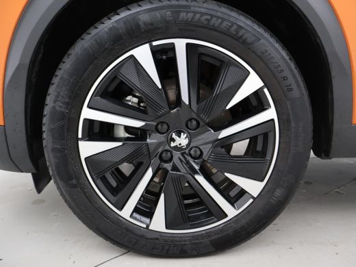 Peugeot e-2008 EV GT PACK 50 kWh + ADAPTIVE CRUISE | APPLE CARPLAY | SFEERVERLICHTING ActivLease financial lease