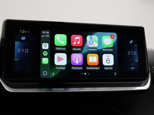 Peugeot e-2008 EV GT PACK 50 kWh + ADAPTIVE CRUISE | APPLE CARPLAY | SFEERVERLICHTING ActivLease financial lease