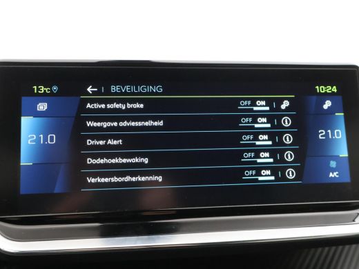 Peugeot e-2008 EV GT PACK 50 kWh + ADAPTIVE CRUISE | APPLE CARPLAY | SFEERVERLICHTING ActivLease financial lease