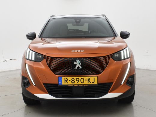 Peugeot e-2008 EV GT PACK 50 kWh + ADAPTIVE CRUISE | APPLE CARPLAY | SFEERVERLICHTING ActivLease financial lease