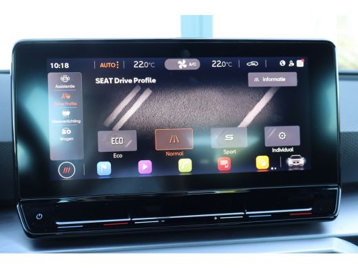 Seat Leon Sportstourer 1.5 TSI FR Launch Edition | Trekhaak | Navigatie | Cruise Control | Parkeersensoren | Full-Link | ActivLease financial lease