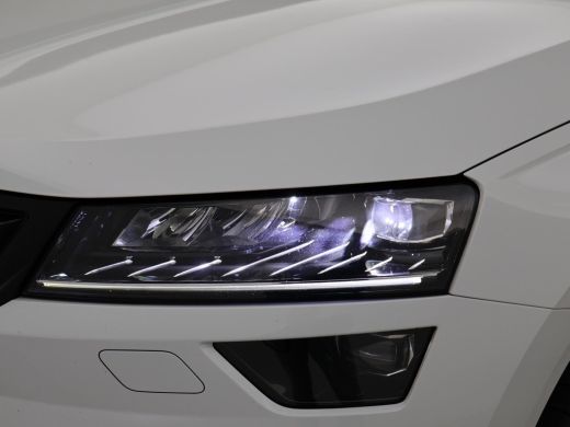 Skoda Karoq 1.5 TSI 150 PK DSG AUT. SPORTLINE + 19 INCH | VIRTUAL COCKPIT | ADAPTIVE CRUISE | ELEK. TREKHAAK ... ActivLease financial lease