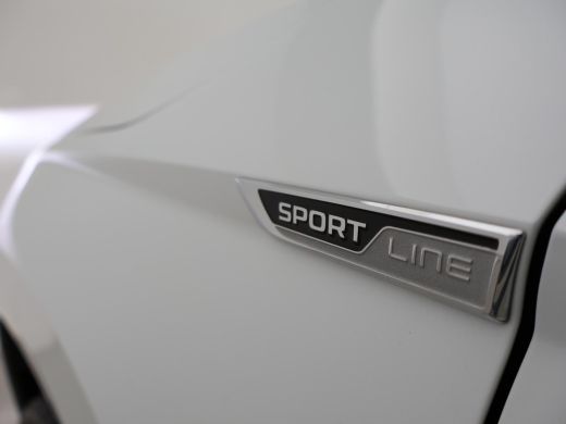 Skoda Karoq 1.5 TSI 150 PK DSG AUT. SPORTLINE + 19 INCH | VIRTUAL COCKPIT | ADAPTIVE CRUISE | ELEK. TREKHAAK ... ActivLease financial lease