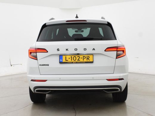 Skoda Karoq 1.5 TSI 150 PK DSG AUT. SPORTLINE + 19 INCH | VIRTUAL COCKPIT | ADAPTIVE CRUISE | ELEK. TREKHAAK ... ActivLease financial lease