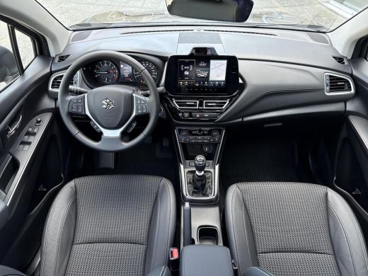 Suzuki S-Cross 1.4 Boosterjet Style Smart Hybrid **NIEUWE AUTO/ PANORAMADAK/ DIRECT LEVERBAAR** ActivLease financial lease