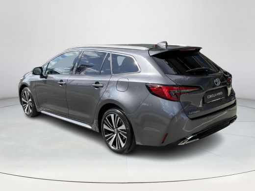 Toyota Corolla Touring Sports Hybrid 140 Dynamic ActivLease financial lease