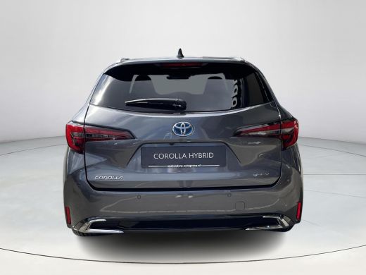 Toyota Corolla Touring Sports Hybrid 140 Dynamic ActivLease financial lease