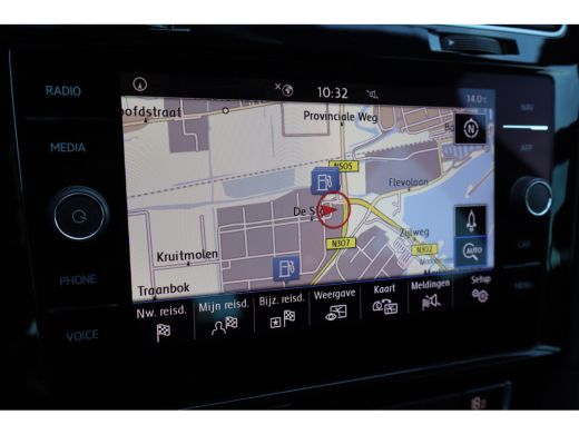 Volkswagen Golf 1.5 TSI 150PK 7-DSG Highline Business R | Trekhaak | Virtual Cockpit | Achteruitrijcamera | ActivLease financial lease