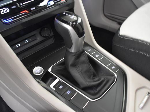 Volkswagen Tiguan 1.4 TSI eHybrid Elegance Panorama dak | Keyless | Navigatie | Adaptief cruise control | Stuur + s... ActivLease financial lease