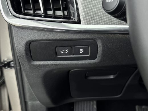 Volvo  V90 2.0 T6 Plug-in hybrid AWD Ultra Dark | Panoramadak | Trekhaak | 360 Camera + PDC | Elektr. verst... ActivLease financial lease