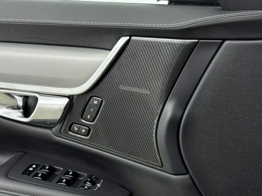 Volvo  V90 2.0 T6 Plug-in hybrid AWD Ultra Dark | Panoramadak | Trekhaak | 360 Camera + PDC | Elektr. verst... ActivLease financial lease
