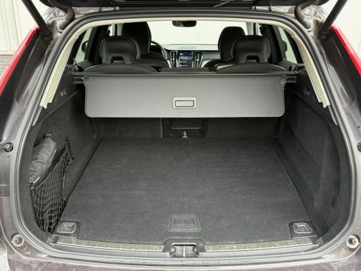 Volvo  XC60 2.0 T6 Plug-in Hybrid AWD 350pk | Apple Carplay/Android Auto|telefoonintegratie premium | Connect... ActivLease financial lease