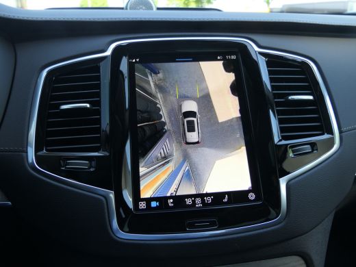 Volvo  XC90 T8 Plug-in hybrid AWD Ultra Dark | Bowers & Wilkins | Luchtvering | Massage | Stoelventilatie | T... ActivLease financial lease