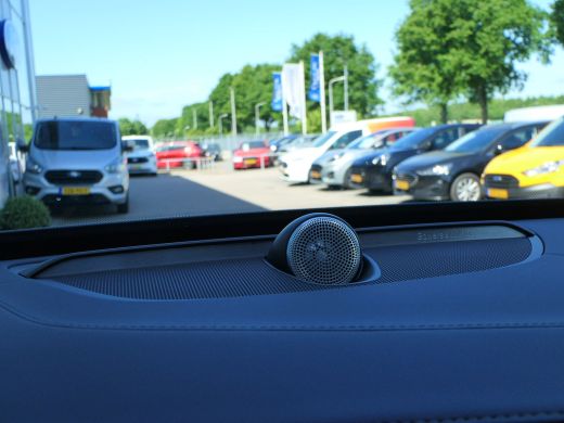 Volvo  XC90 T8 Plug-in hybrid AWD Ultra Dark | Bowers & Wilkins | Luchtvering | Massage | Stoelventilatie | T... ActivLease financial lease