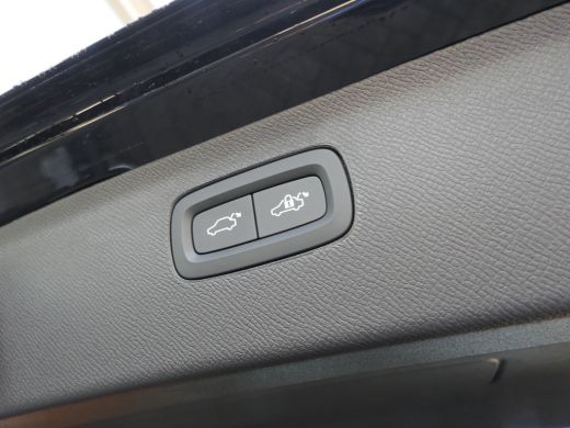 Volvo  XC90 T8 Plug-in hybrid AWD Ultra Dark | Bowers & Wilkins | Luchtvering | Massage | Stoelventilatie | T... ActivLease financial lease