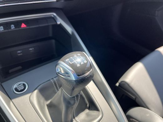 Audi A3 Sportback 35 TFSI S edition 150Pk |S line | Leder | Clima | A-Camera | PDC | ActivLease financial lease