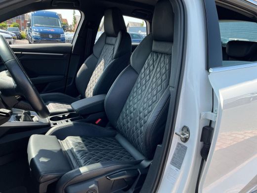 Audi A3 Sportback 35 TFSI S edition 150Pk |S line | Leder | Clima | A-Camera | PDC | ActivLease financial lease