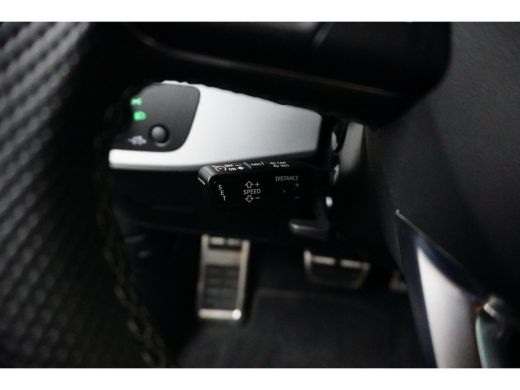 Audi A4 Avant 40 TFSI quattro S edition Competition | Assistentie Pakket | Cruise control adaptief met st... ActivLease financial lease