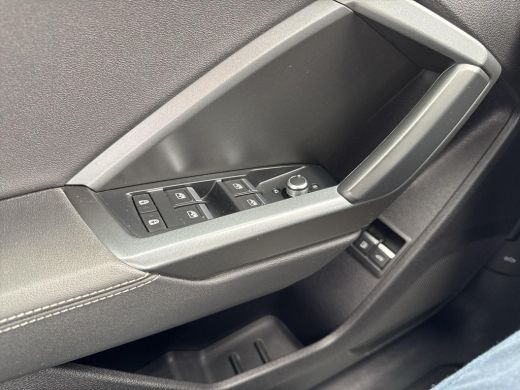 Audi Q3 45 TFSI e S Line | Keyless | LED | Cruise | ActivLease financial lease