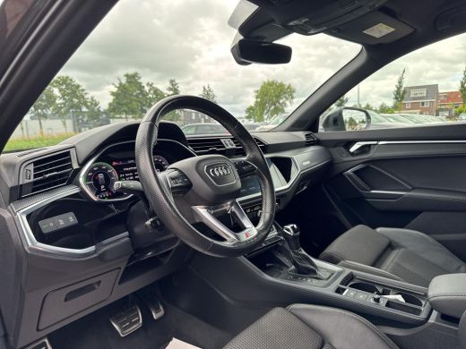 Audi Q3 45 TFSI e S Line | Keyless | LED | Cruise | ActivLease financial lease