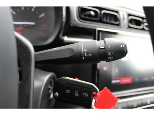 Citroën C3 1.2 PureTech Feel | Achterbank in delen neerklapbaar | Airco (automatisch) | Apple Carplay/Androi... ActivLease financial lease