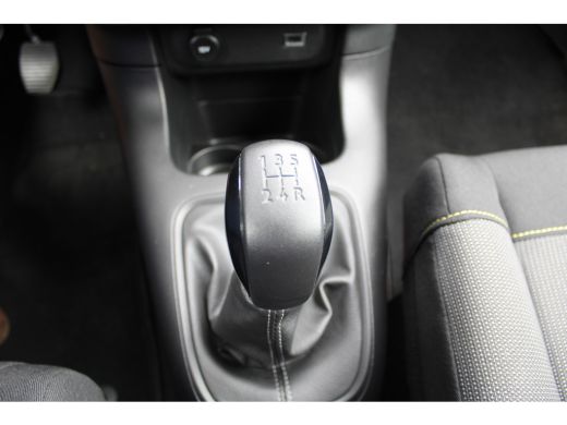 Citroën C3 1.2 PureTech Feel | Achterbank in delen neerklapbaar | Airco (automatisch) | Apple Carplay/Androi... ActivLease financial lease