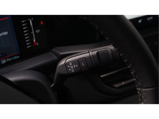 Ford Transit Custom V710 320 L1H1 Bestelauto Limited E6.2 100 kW / 136 pk A/T | 17" Lichtmetalen velgen | Driver Assi... ActivLease financial lease