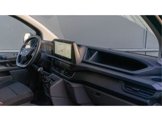 Ford Transit Custom V710 320 L1H1 Bestelauto Limited E6.2 100 kW / 136 pk A/T | 17" Lichtmetalen velgen | Driver Assi... ActivLease financial lease
