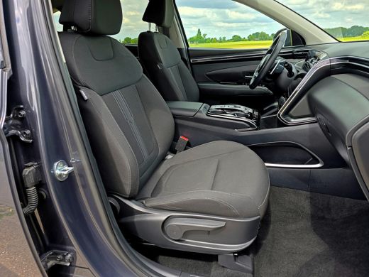 Hyundai Tucson Hybrid 1.6 T-GDI HEV Comfort Smart - 180 Pk - Euro 6 - ParkeerCamera - StoelVerwarming ActivLease financial lease