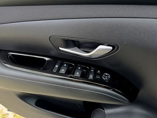 Hyundai Tucson Hybrid 1.6 T-GDI HEV Comfort Smart - 180 Pk - Euro 6 - ParkeerCamera - StoelVerwarming ActivLease financial lease
