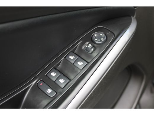 Opel Grandland 1.6 Turbo Hybrid Level 4 / 360 Camera / Navigatie / Parkeersensoren / Dodehoek detectie / Stuurwi... ActivLease financial lease