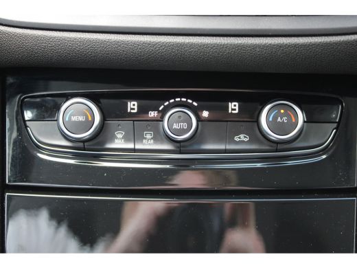 Opel Grandland 1.6 Turbo Hybrid Level 4 / 360 Camera / Navigatie / Parkeersensoren / Dodehoek detectie / Stuurwi... ActivLease financial lease