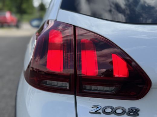 Peugeot 2008 1.2 PureTech GT-line | Achteruitrijcamera | Apple Carplay/Android Auto|telefoonintegratie premium... ActivLease financial lease