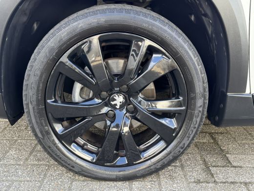 Peugeot 2008 1.2 PureTech GT-line | Achteruitrijcamera | Apple Carplay/Android Auto|telefoonintegratie premium... ActivLease financial lease
