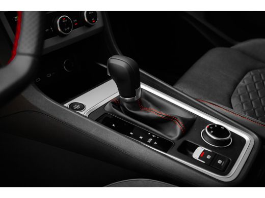 Seat Ateca FR Business Intense | Achteruitrijcamera | Airconditioning automatisch met 2-zone-temperatuurrege... ActivLease financial lease