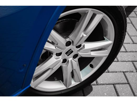 Seat Ateca FR Business Intense | Achteruitrijcamera | Airconditioning automatisch met 2-zone-temperatuurrege... ActivLease financial lease