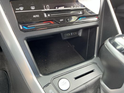 Volkswagen Polo 1.0 TSI Life | Automaat | 95Pk | A. Camera | Digital Dash | PDC | App- connect | ActivLease financial lease
