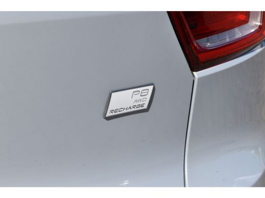 Volvo  XC40 P8 AWD R-Design | BLIS | Lane Assist | Google | ActivLease financial lease