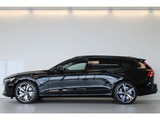 Volvo  V60 T6 350PK AWD Essential | Leer | Pilot Assist | BLIS | 19'' | Getint Glas  | Lendensteun | Park As...