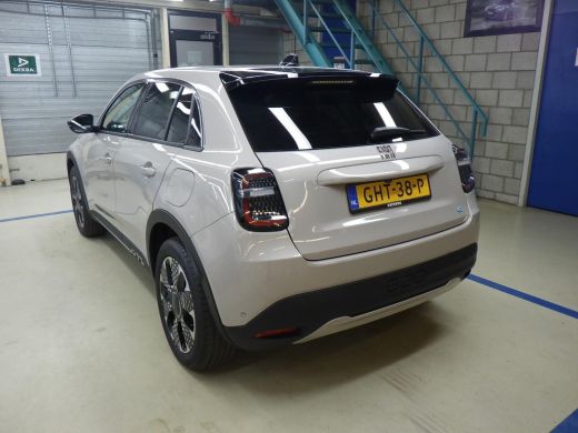 Fiat 600 La Prima 54 kWh 3 Fase 156pk | Vol-Leder | Elektr. Stoelen | Massage | Elektr. Achterklep | Adapt... ActivLease financial lease