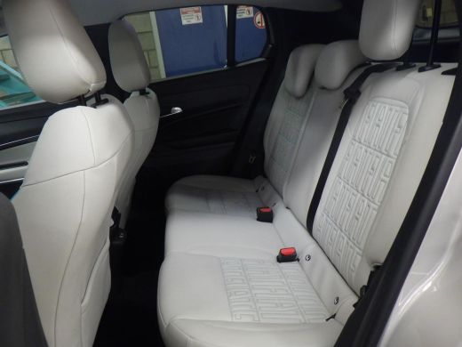 Fiat 600 La Prima 54 kWh 3 Fase 156pk | Vol-Leder | Elektr. Stoelen | Massage | Elektr. Achterklep | Adapt... ActivLease financial lease